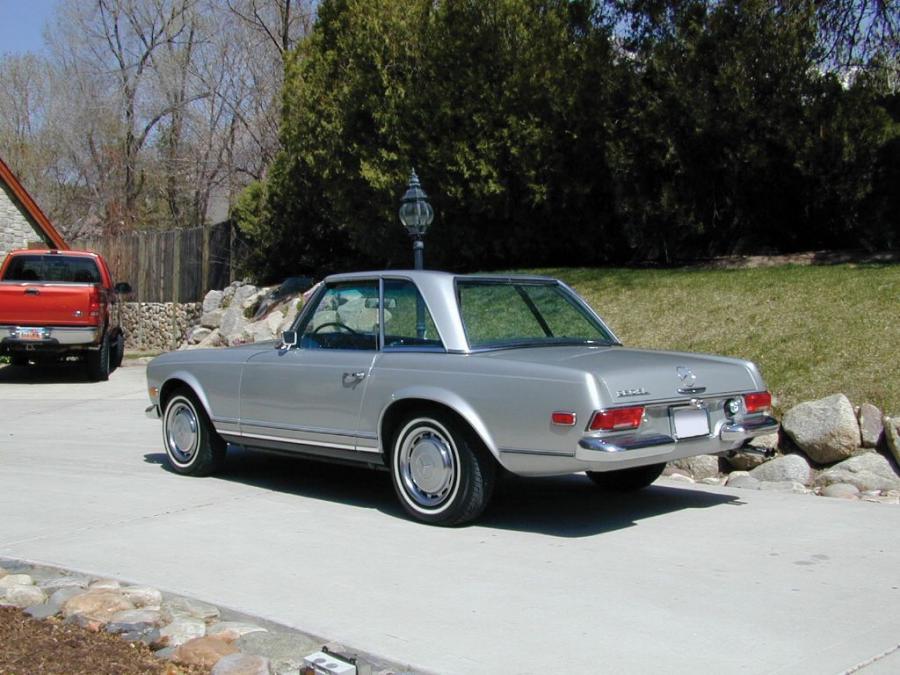  Mercedes-Benz 280 SL Roadster 1968 года  (фото 20 из 21)
